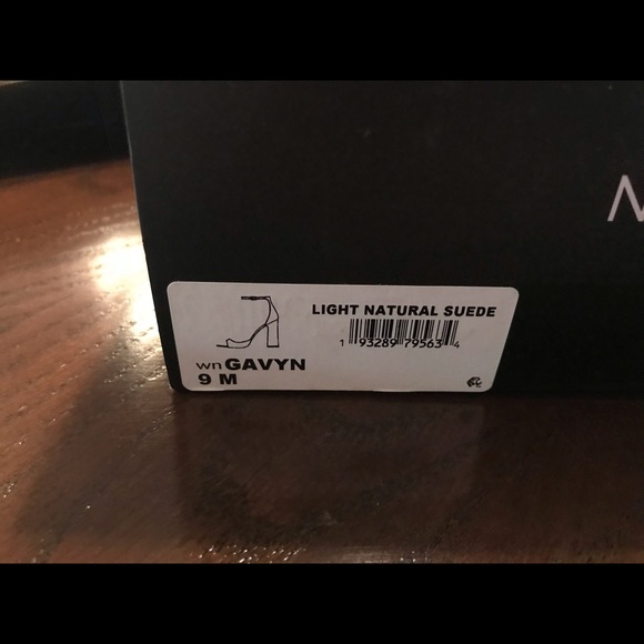 Nine West “gavyn” natural suede pump -9m - Picture 3 of 4